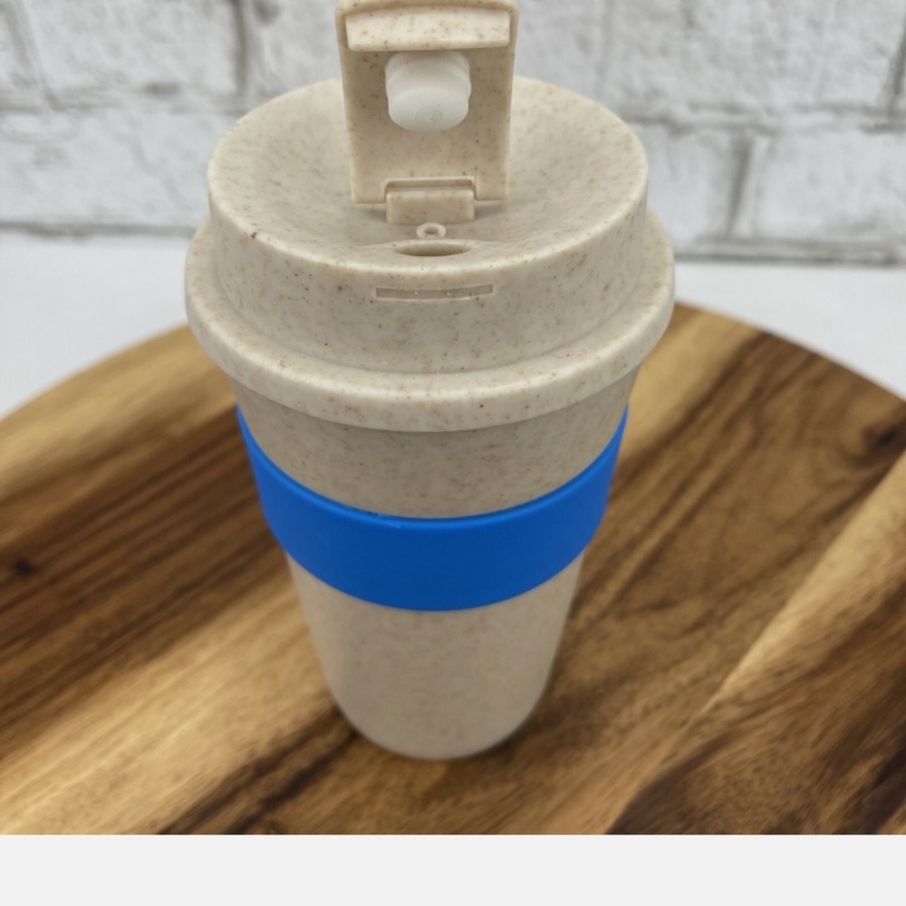 New Subaru Beige Travel Cup with Bright Blue Grip excellent for on the GO - Picture 3 of 6